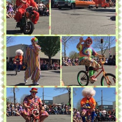 Pierce County Daffodil Festival's Grand Floral Parade - Astoria Clowns