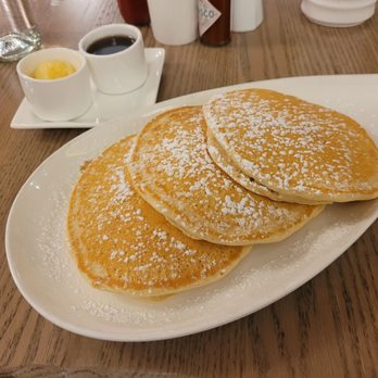 Ad Lib Craft Kitchen & Bar - Buttermilk pancakes - American Near Me - Harrisburg, Pennsylvania