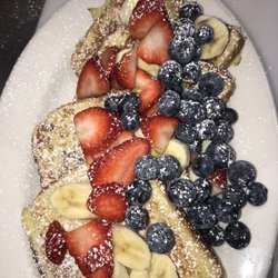 Sparky's Restaurant - French Toast w/ Fruit  (French Toast)