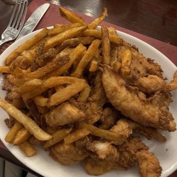 Puritan Backroom - Chicken tenders and spicy fries - Ice Cream & Frozen Yogurt Near Me - Manchester, New Hampshire Puritan Backroom - Chicken tenders and spicy fries - Ice Cream & Frozen Yogurt Near Me - Manchester, New Hampshire