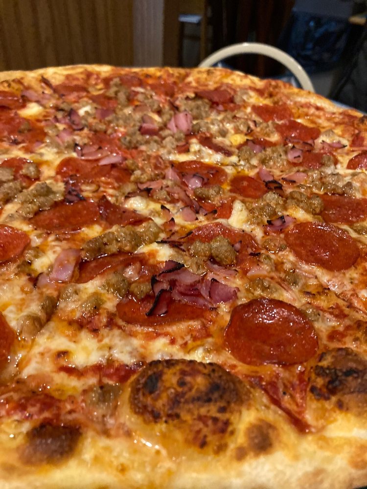 WHISTLE STOP PIZZA Updated August 2024 13 Photos & 16 Reviews 14 N Mountain Blvd, Mountain