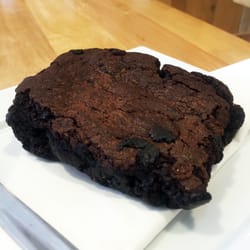 Healthy Indulgence Café - Gluten free brownie