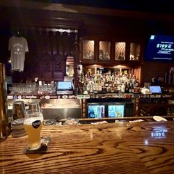 O'Neill's Restaurant & Pub - Bar