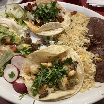 Ines Place Restaurant - Plato Especial de tacos .....sans the best taco the steak! - Salvadoran Near Me - Fairfax, Virginia Ines Place Restaurant - Plato Especial de tacos .....sans the best taco the steak! - Salvadoran Near Me - Fairfax, Virginia