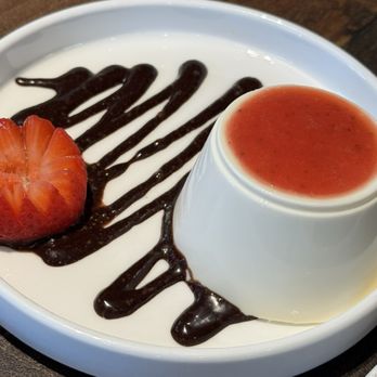 Pasta Sisters - Panna Cotta - Italian Near Me - Culver City, California Pasta Sisters - Panna Cotta - Italian Near Me - Culver City, California