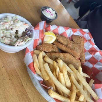Cedar Springs Brewing Company - Perch and frites with slaw - German Near Me - Cedar Springs, Michigan