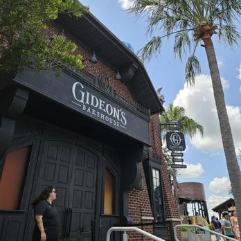 Gideon's Bakehouse - Bakeries Near Me - Lake Buena Vista, Florida