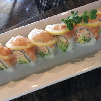 Amakara - Lemon Salmon Roll - Sushi Bars Near Me - Dublin, California