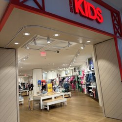 Cotton On - Storefront