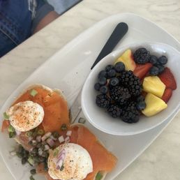 Smoked Salmon Benedict
