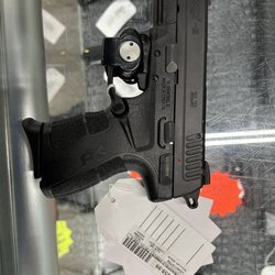 Uncle Dan's Pawn - Smithfield XDE 9