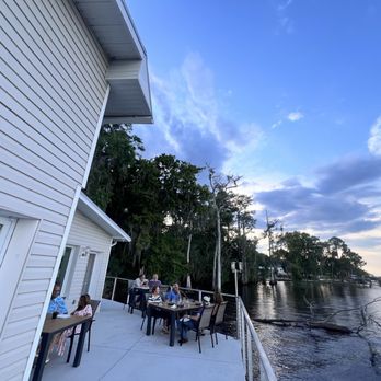 The Lochside - The outside sitting area with a wonderful view - Scottish Near Me - Crescent City, Florida The Lochside - The outside sitting area with a wonderful view - Scottish Near Me - Crescent City, Florida