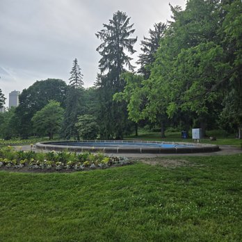 Queen Victoria Park - Parks Near Me - Niagara Falls, Ontario Queen Victoria Park - Parks Near Me - Niagara Falls, Ontario
