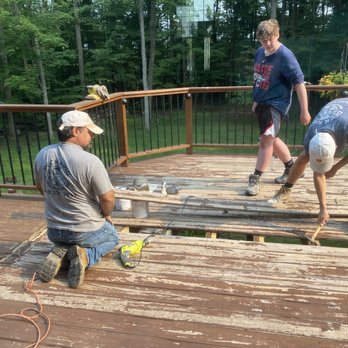 Deck King Restorations - Repairs to existing shrunken boards - Painters Near Me - Olmsted Township, Ohio