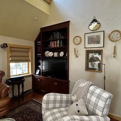 The Inn at Bowman's Hill - Private library