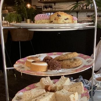 The Allis - Afternoon Tea Tower - Lounges Near Me - Chicago, Illinois