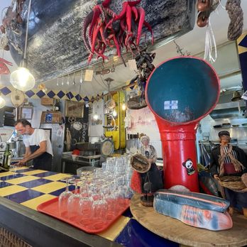 La Boîte à Sardine - Seafood Near Me - Marseille, 13 La Boîte à Sardine - Seafood Near Me - Marseille, 13