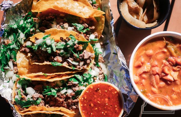 Taco Palenque South 10th by null