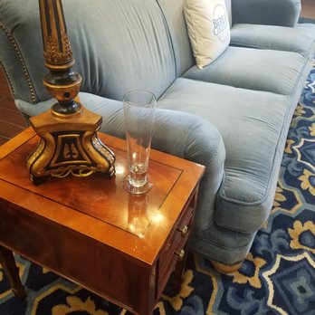 Boone Tavern Hotel - Beer glass on real wood furniture - Hotels Near Me - Berea, Kentucky Boone Tavern Hotel - Beer glass on real wood furniture - Hotels Near Me - Berea, Kentucky