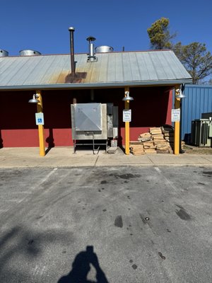 Daddy Joe's Beach House BBQ and Grill by null