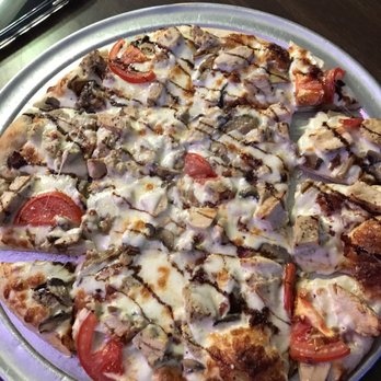 BJ's Restaurant & Bar - Chicken Alfredo Pizza - Beer Bar Near Me - Mingus, Texas BJ's Restaurant & Bar - Chicken Alfredo Pizza - Beer Bar Near Me - Mingus, Texas
