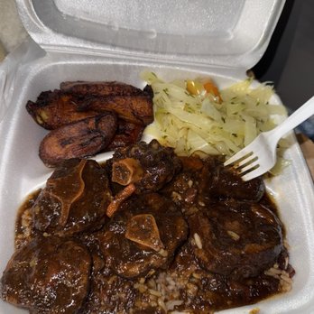 Irie Jerk Hut - Oxtail - Salad Near Me - Richton Park, Illinois