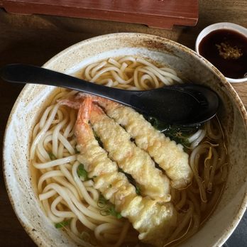 Leezakaya - Shrimp Tempura Udon ($16, lunch) - Izakaya Near Me - Aurora, Colorado