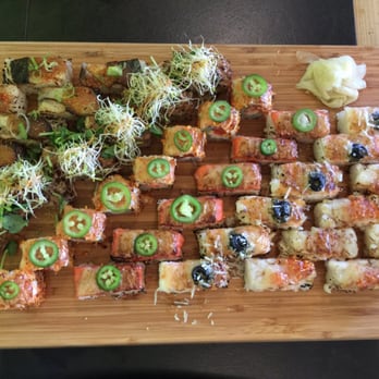 Green Leaf Sushi - Aburi Platter (L to R: Mackerel, Tuna, Fish Egg, Salmon, Shrimp, Scallop) - Sushi Bars Near Me - Vancouver, British Columbia