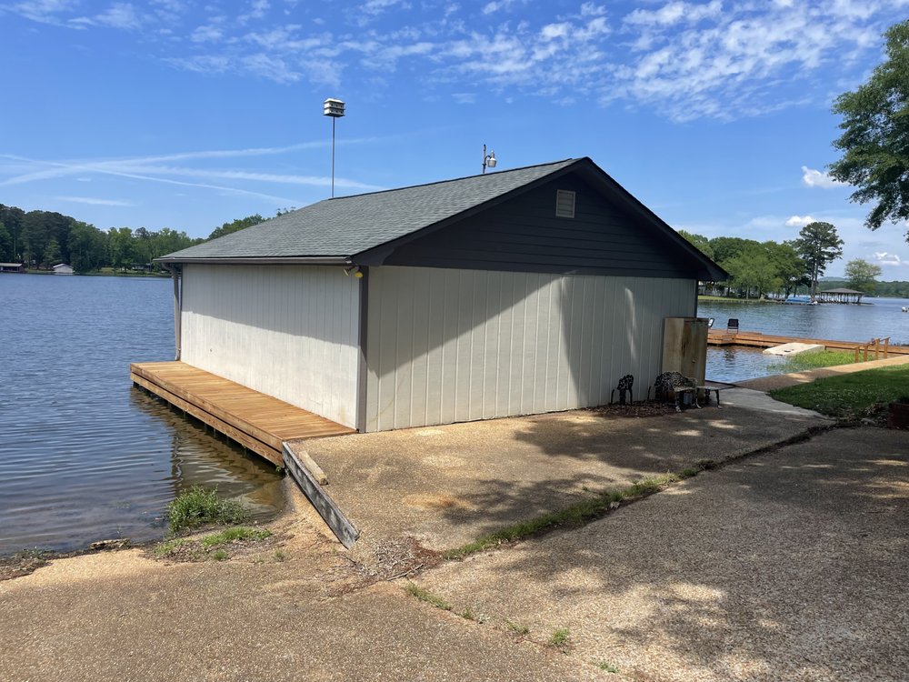 Slide of Alabama Roof Detectives