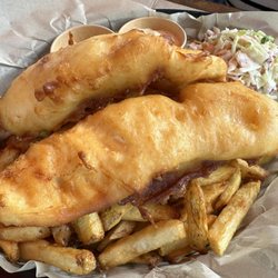 Willows Galley Fish & Chips - The Chief's Plate: good choice for the hungry!