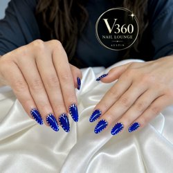 V360 Nail Lounge - Gel X design by Elisa