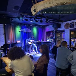 Old Florida Fish House - Live music