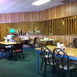 Cotton's Alabama Barbecue - Inside Cotton's