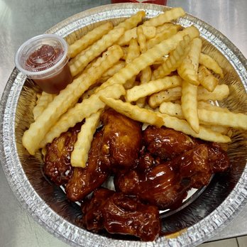 Lydig Pizza Pizza - BBQ wings special - Pizza Near Me - Bronx, New York Lydig Pizza Pizza - BBQ wings special - Pizza Near Me - Bronx, New York