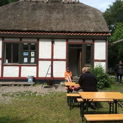 Slusehuset Café - Slusehuset lige ved vandet!