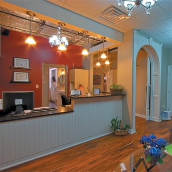 Celebrating Smiles - Green Dental Office Waiting Room - Cosmetic Dentists Near Me - Elgin, Illinois