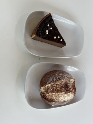 WARDA PATISSERIE by null