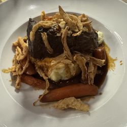 Smoke Rise Village Inn - Braised short rib