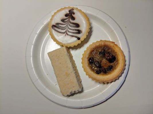 Ackroyd's Scottish Bakery (Baking Facility and Shipping & Curbside Pickup Fulfillment) by null