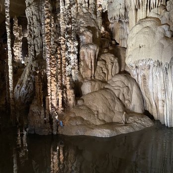 Natural Bridge Caverns - inside - Tours Near Me - San Antonio, Texas Natural Bridge Caverns - inside - Tours Near Me - San Antonio, Texas