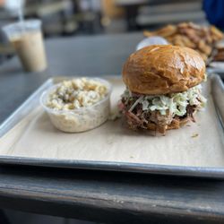 Smok Barbecue - Pulled Pork Sandwich