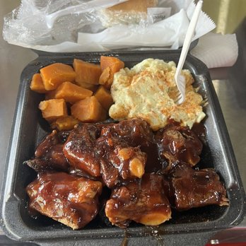 Alabama Que - Pork Rib Tips Yams Potato Salad - Soul Food Near Me - Cincinnati, Ohio