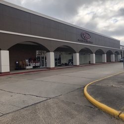 Roses - Store hours: M-Sat 9-8, Sun 10-8. Located in the sweet spot. Shreve City Shopping Center in between Goodwill and Burlington Coat Factory