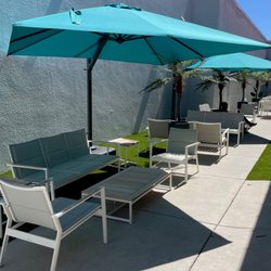 The Peter Blum Family YMCA - Aqua lounge
