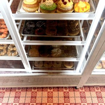 Friendly Donuts - Love the interior. - Donuts Near Me - Orange, California Friendly Donuts - Love the interior. - Donuts Near Me - Orange, California