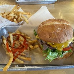 Grassburger with cheddar