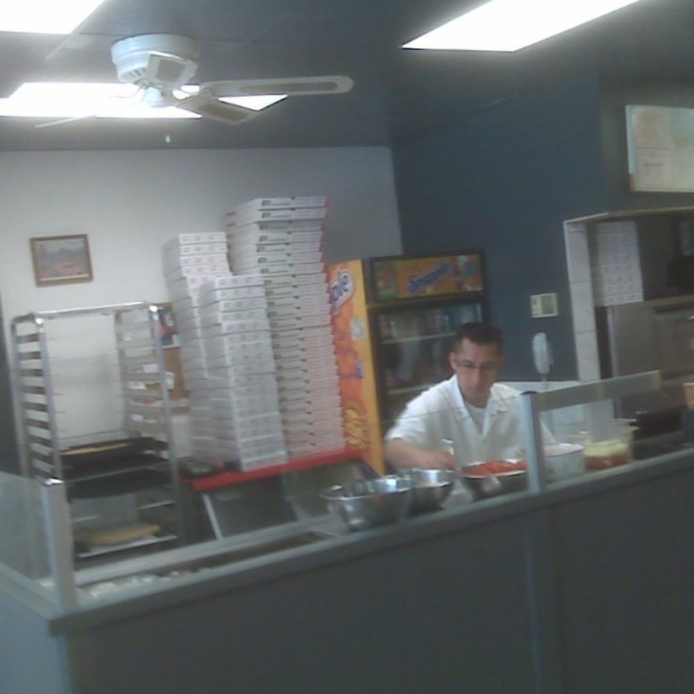 Queen Pizza II - Italian Near Me - Newark, New Jersey Queen Pizza II - Italian Near Me - Newark, New Jersey