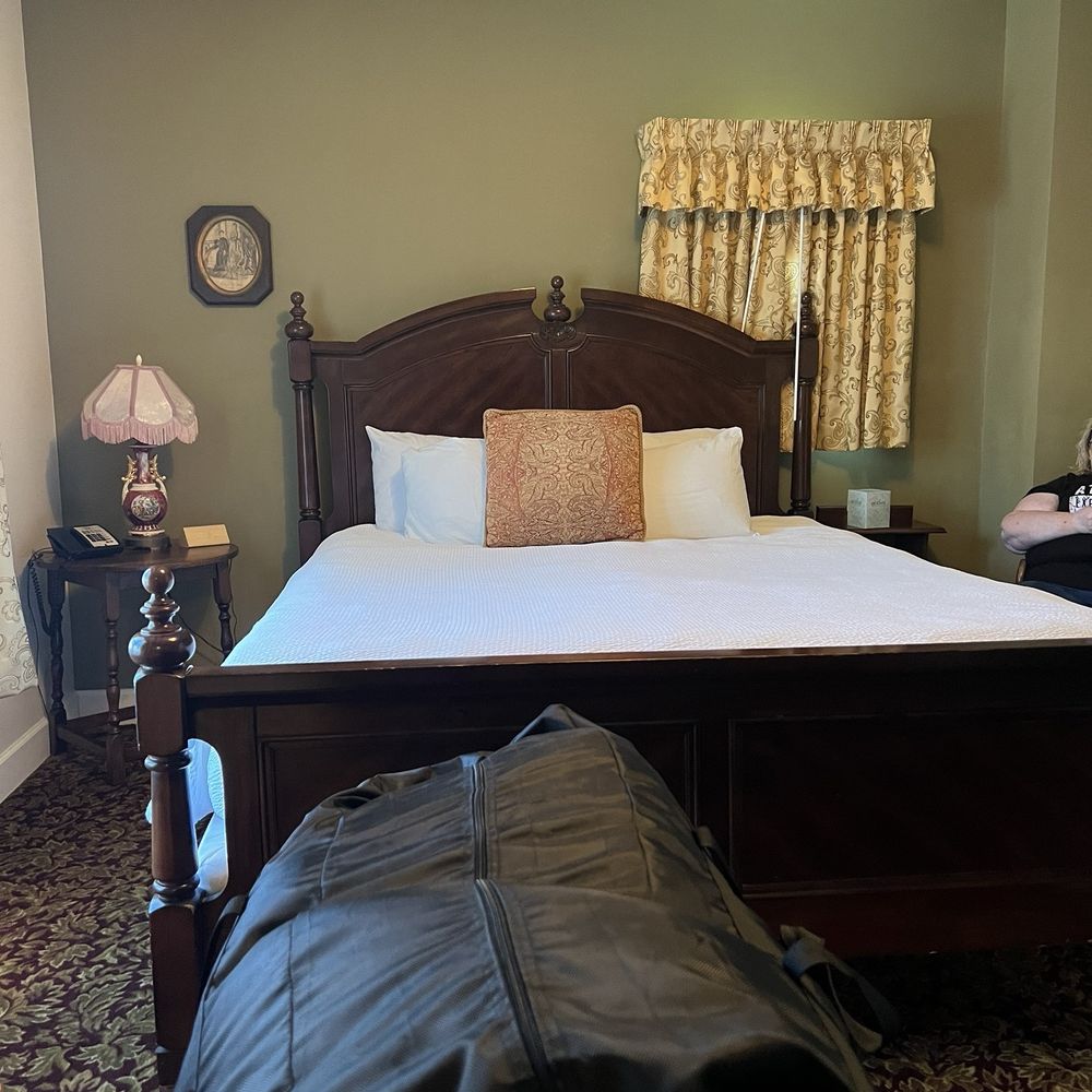 National Hotel Jackson, Tapestry Collection by Hilton - Very cozy feel. - Hotels Near Me - Jackson, California National Hotel Jackson, Tapestry Collection by Hilton - Very cozy feel. - Hotels Near Me - Jackson, California