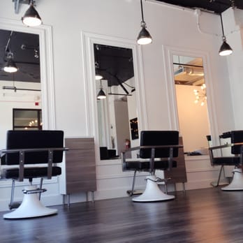 Ross Michael's Salon - Hair Salons Near Me - Bremerton, Washington Ross Michael's Salon - Hair Salons Near Me - Bremerton, Washington