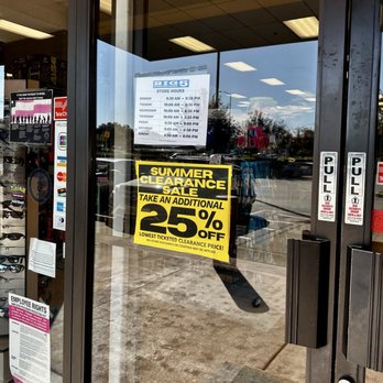 Big 5 Sporting Goods - Sporting Goods Near Me - Vacaville, California